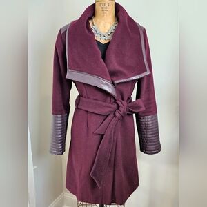 Badgley Mischka Burgundy Wrap Coat w/ Faux Leather Trim – Estimated L – Belted